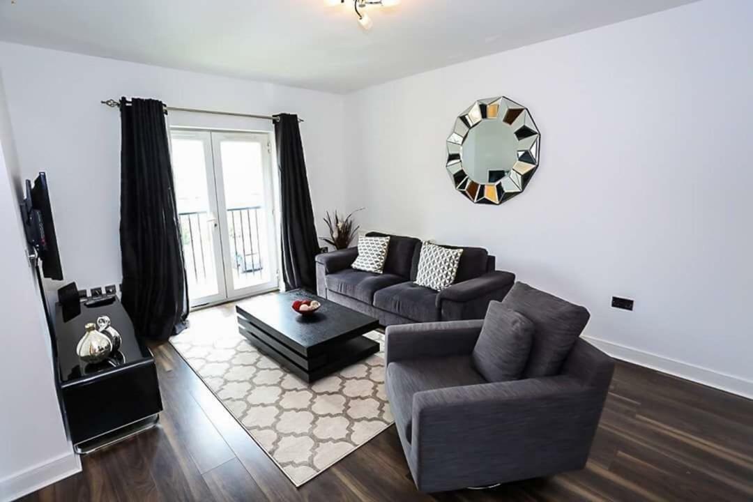 לונדון Modern 2 Bedroom Apartment מראה חיצוני תמונה